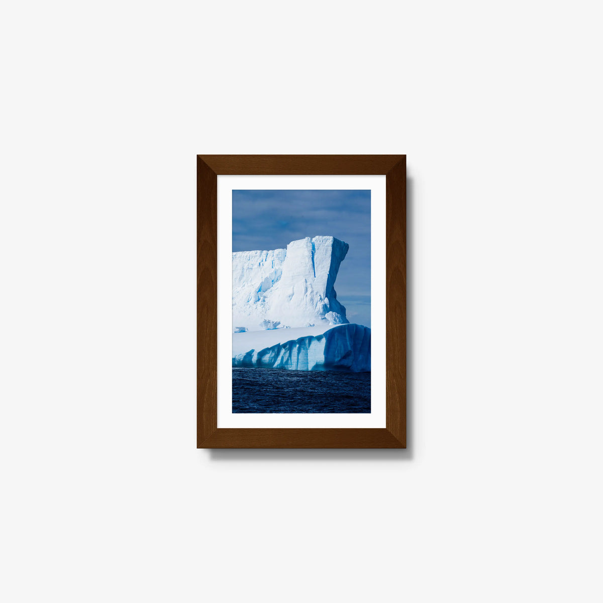Drake Passage — mini / brown / mat