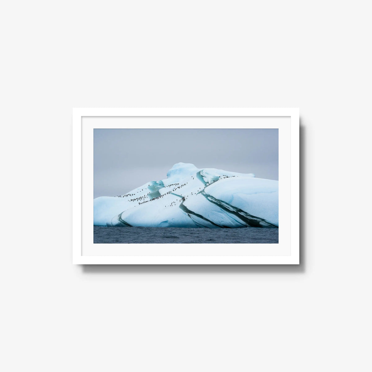 Marble Iceberg — medium / white / mat