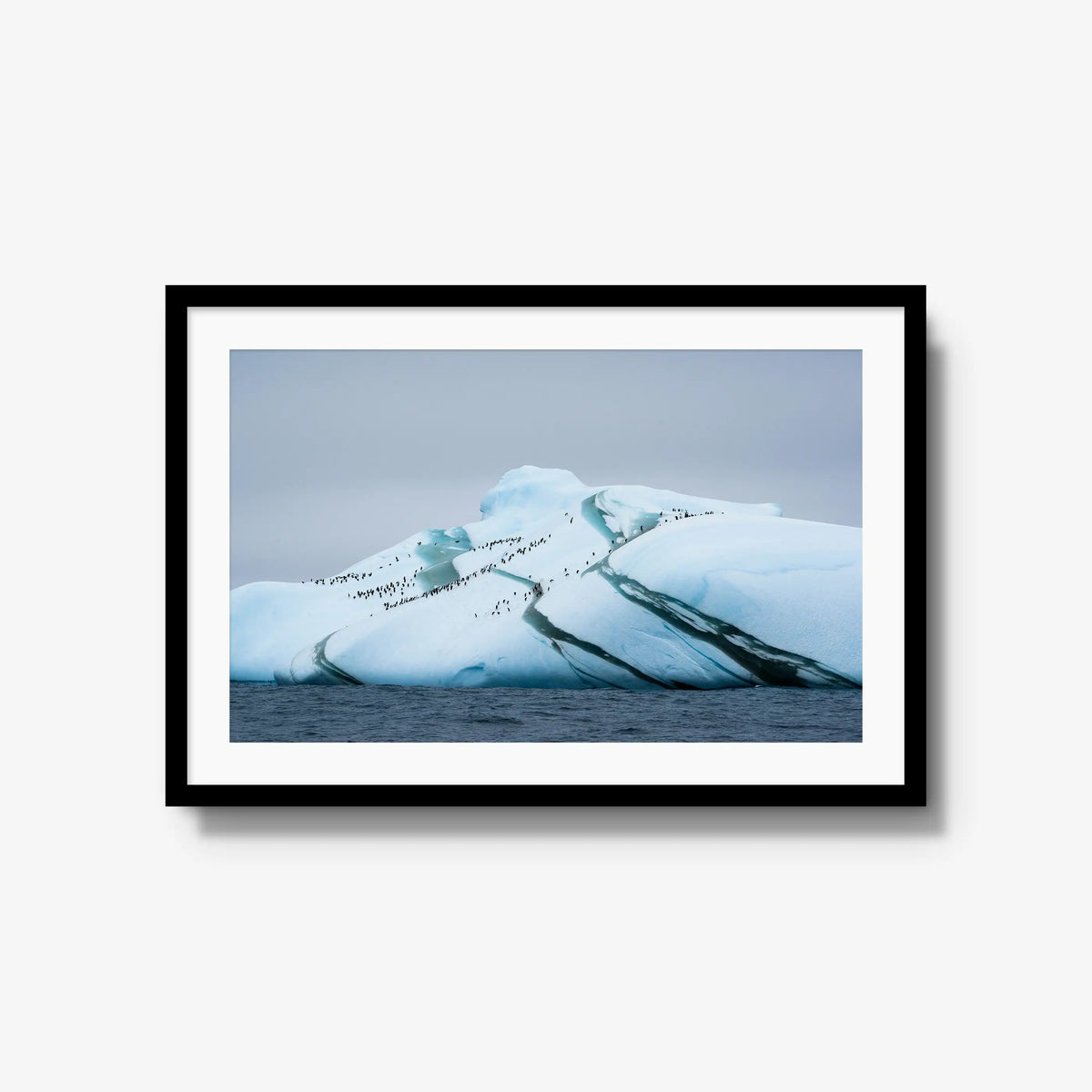 Marble Iceberg — large / black / mat