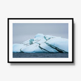 Marble Iceberg — gallery / black / mat